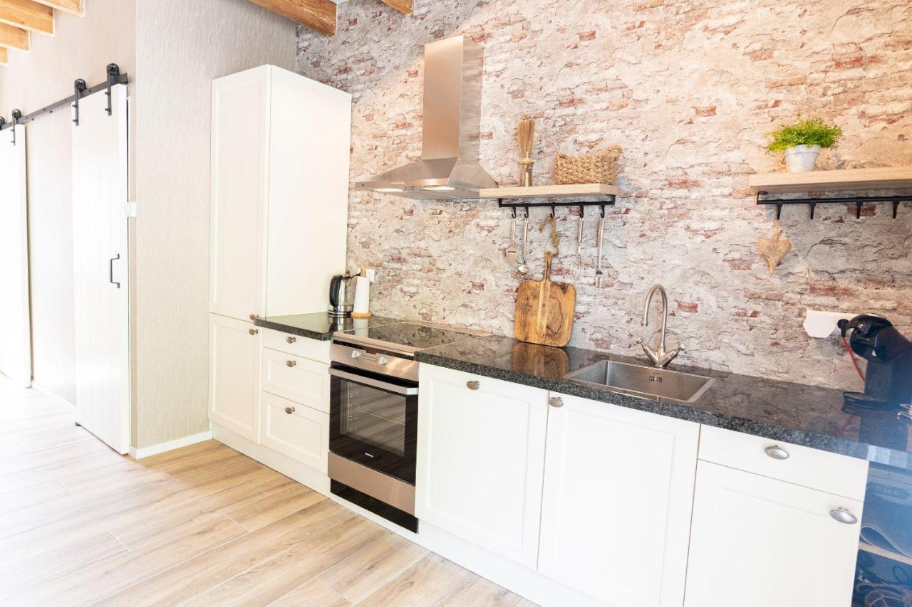 B&B The Wellness Cottage Dordrecht Bagian luar foto