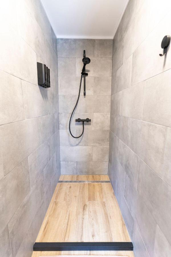 B&B The Wellness Cottage Dordrecht Bagian luar foto