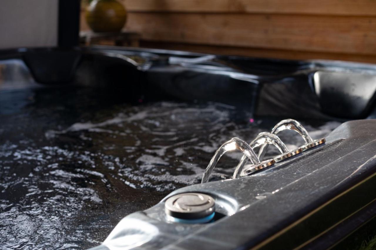 B&B The Wellness Cottage Dordrecht Bagian luar foto